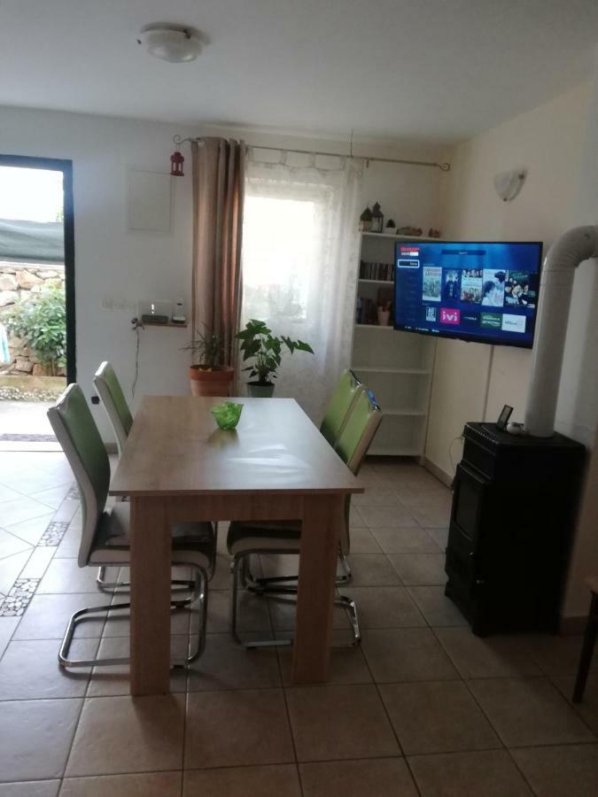 Apartman Natasa มาลีโลชินจ์ ภายนอก รูปภาพ